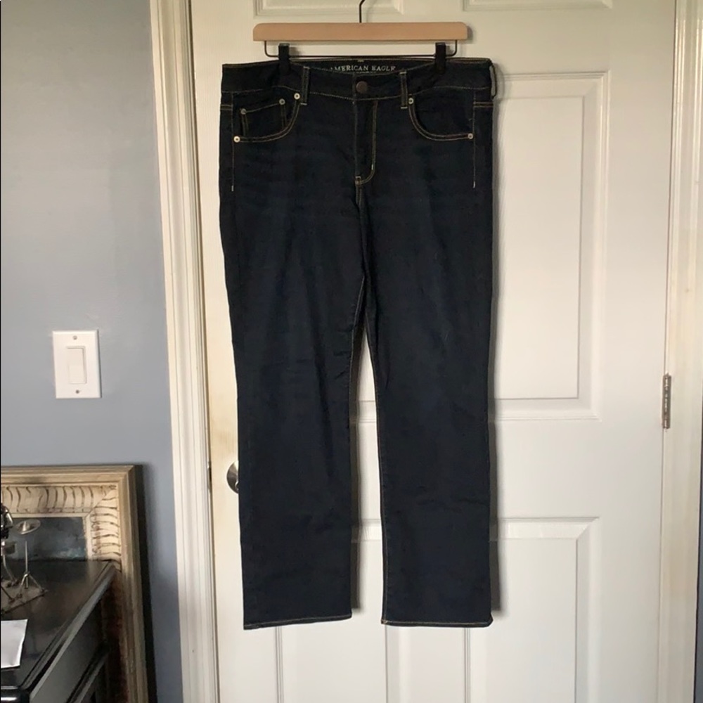 American Eagle Straight Jeans Size 14 Short